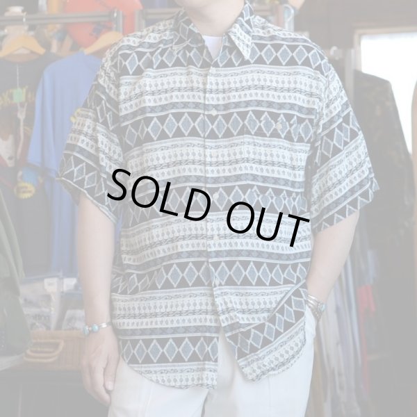 画像1: 【UNTIED 半袖デザインシャツ 柄シャツ NO.2405114】 (1)