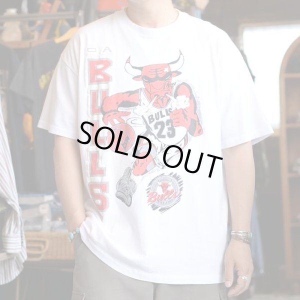 画像1: 【アメリカ製Hanes シカゴブルズ BULLS Tシャツ NO240682】 (1)