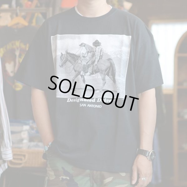 画像2: 【GILDAN Designated Driver ブラック Tシャツ NO2409091】 (2)