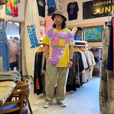 画像3: 【nickelodeon スポンジボブ Tシャツ イエロー×パープル タイダイ NO2507072】