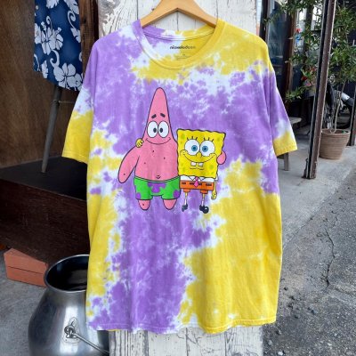 画像1: 【nickelodeon スポンジボブ Tシャツ イエロー×パープル タイダイ NO2507072】