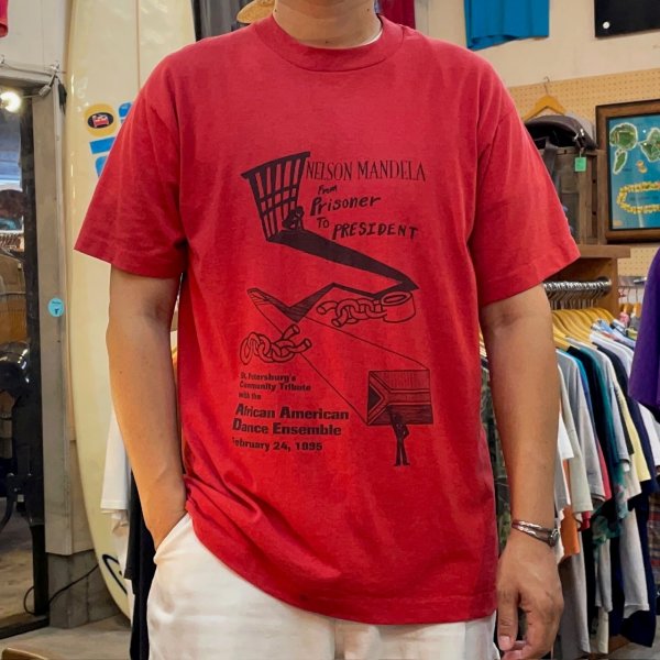 画像1: 【アメリカ製FRUIT OF THE LOOM Tシャツ NELSON MANDELA NO2507182】 (1)