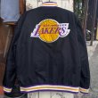 画像3: 【NBA LAKERS レイカーズ ナイロンスタジャン レブロンジェームス 23 NO.2510211】 (3)