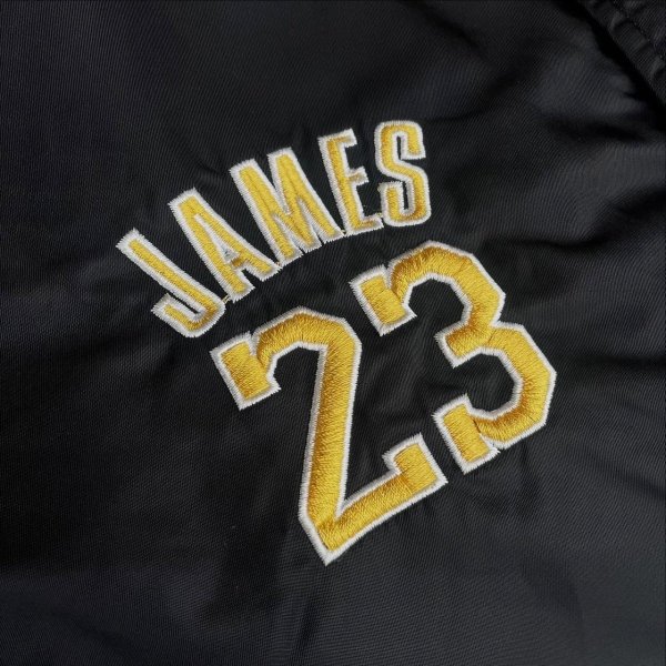 画像6: 【NBA LAKERS レイカーズ ナイロンスタジャン レブロンジェームス 23 NO.2510211】 (6)